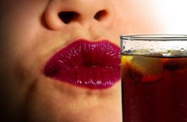 Najpopularniejszy napój świata demoluje płodność kobiet i mężczyzn