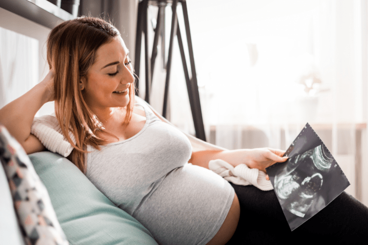 Badania prenatalne to spokój przyszłej mamy.